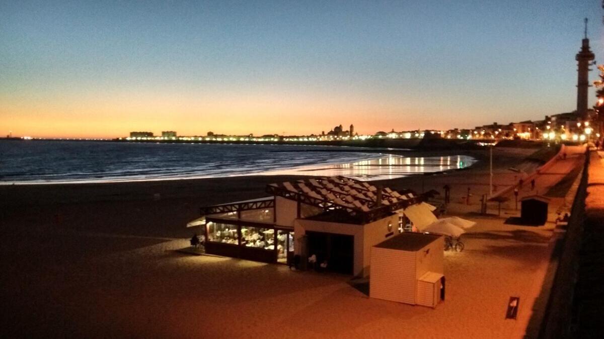 Sopranis Del Mar Apartamento Centro Cadiz, Junto Playa Y Estacion 외부 사진